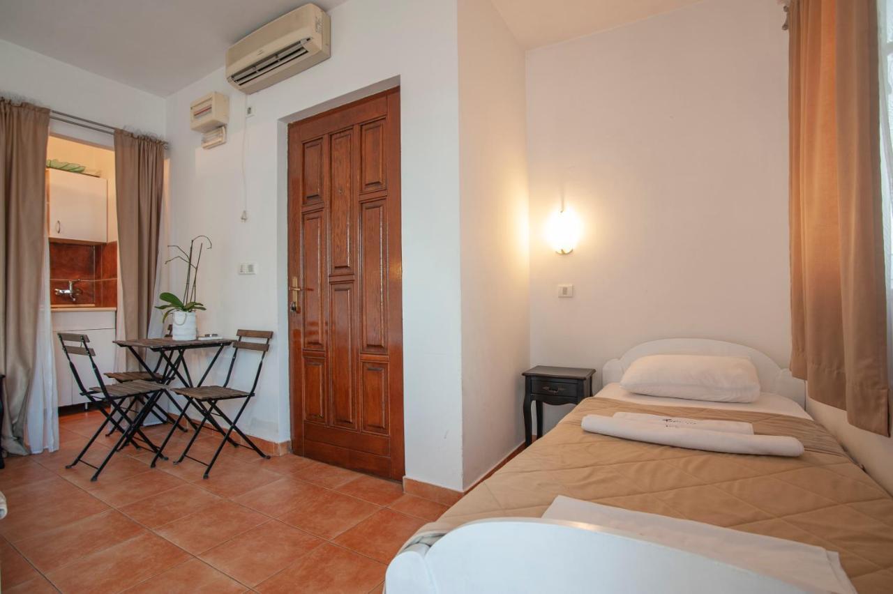 Guest house And Teona 3*