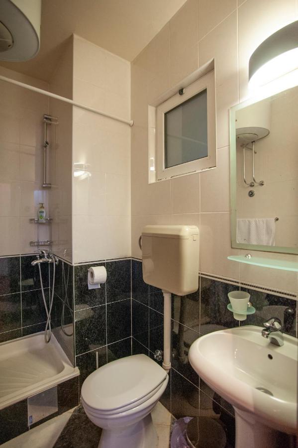 And Teona Guest house 3*