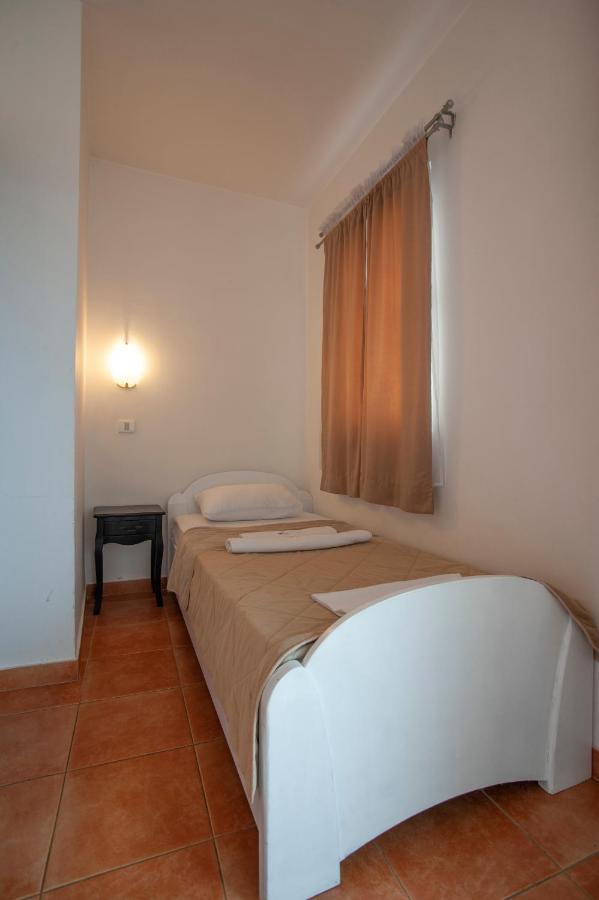 Guest house And Teona 3*