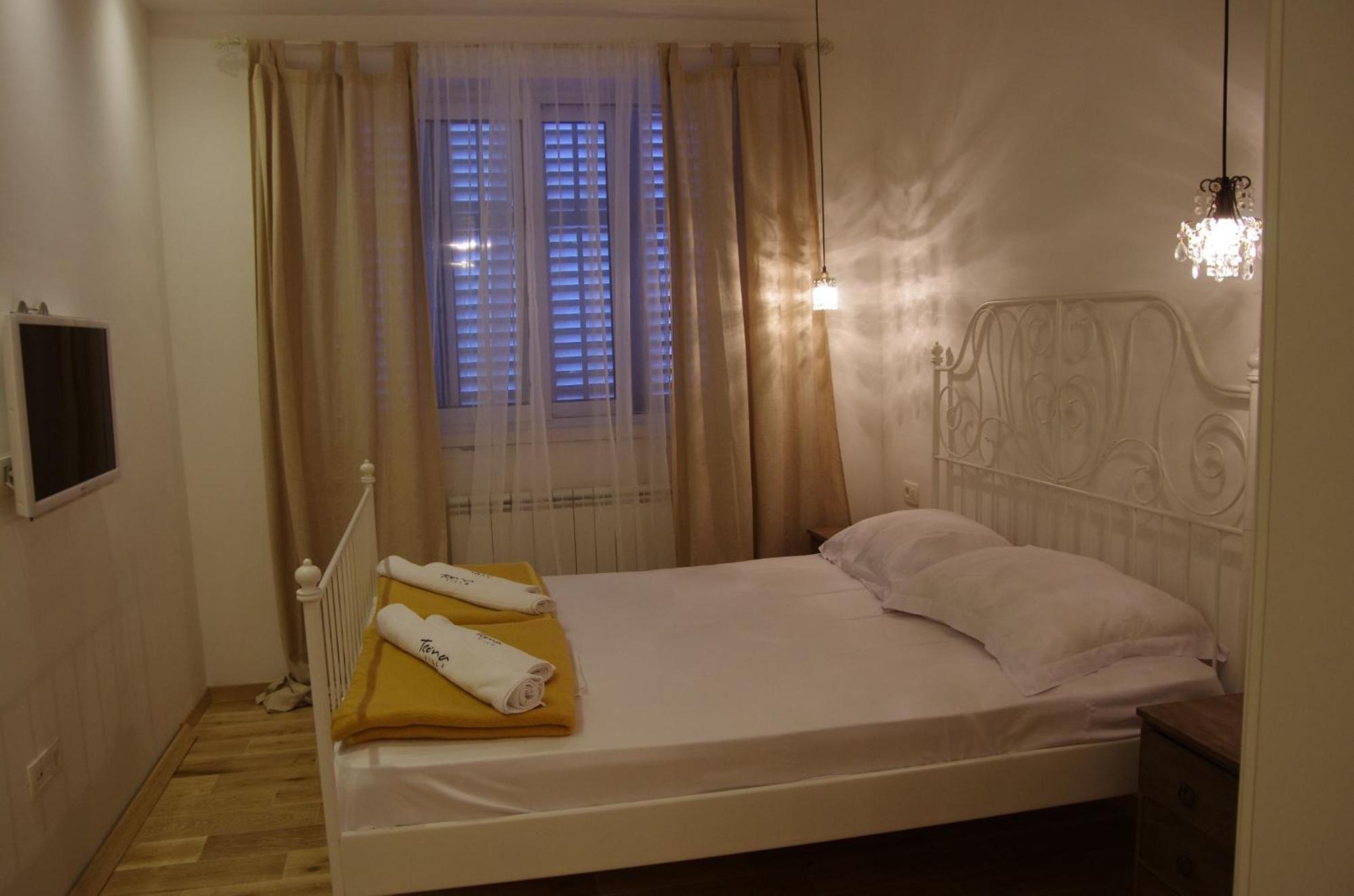 And Teona Guest house Budva